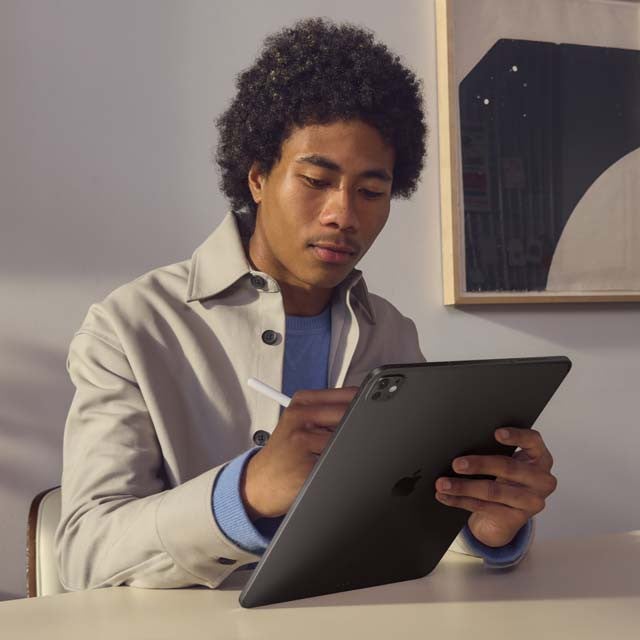 iPad Pro M4 256GB 13inch Wi-Fiモデル（付属品完備） Amazon.co.jp: 【整備済み品】Apple iPad Pro 13 インチ (M4) Wi-Fi +