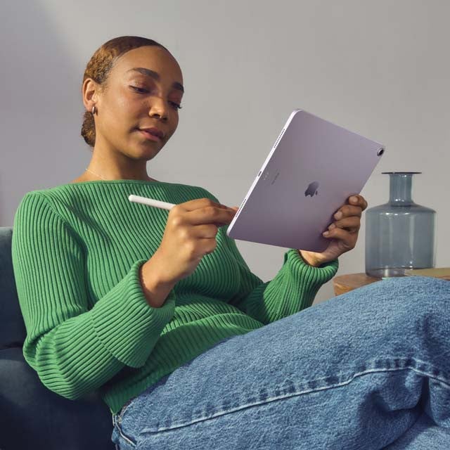 最終価格　iPad air 13インチ　M2 スペースグレー 128GB ① 13インチiPad Air（M2）Wi-Fi+Cellular 128GB - スペースグレイ [整備